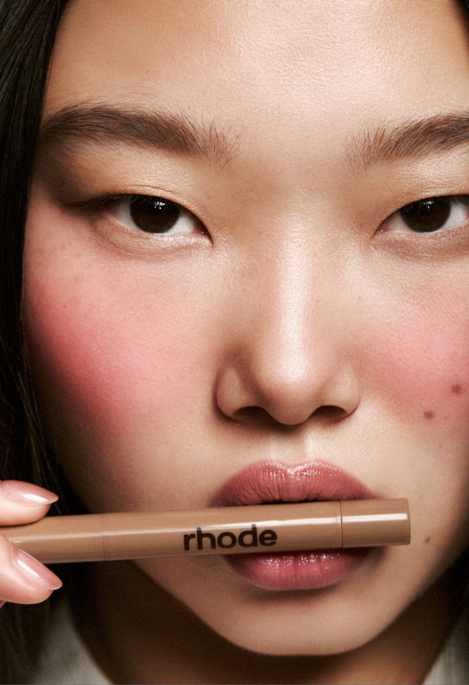 peptide lip shape lift - Subtle Glow Style