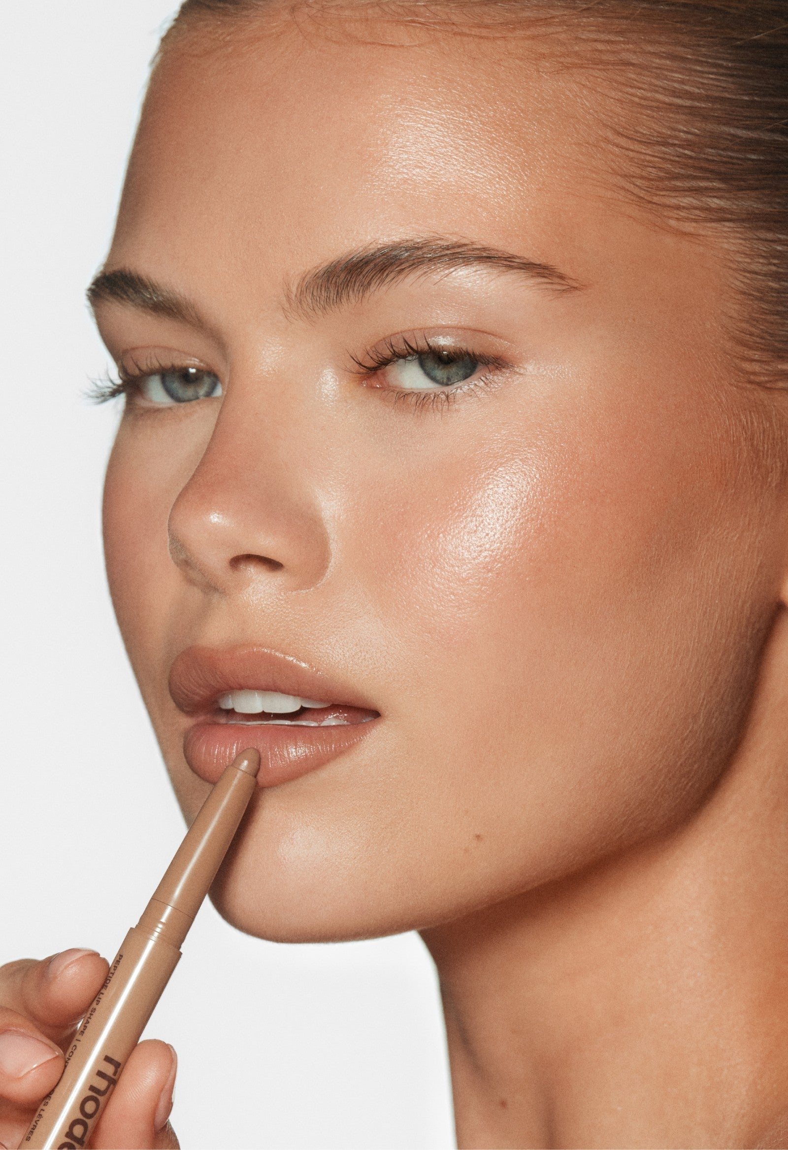 peptide lip shape push - Glow. Refresh. Refine.