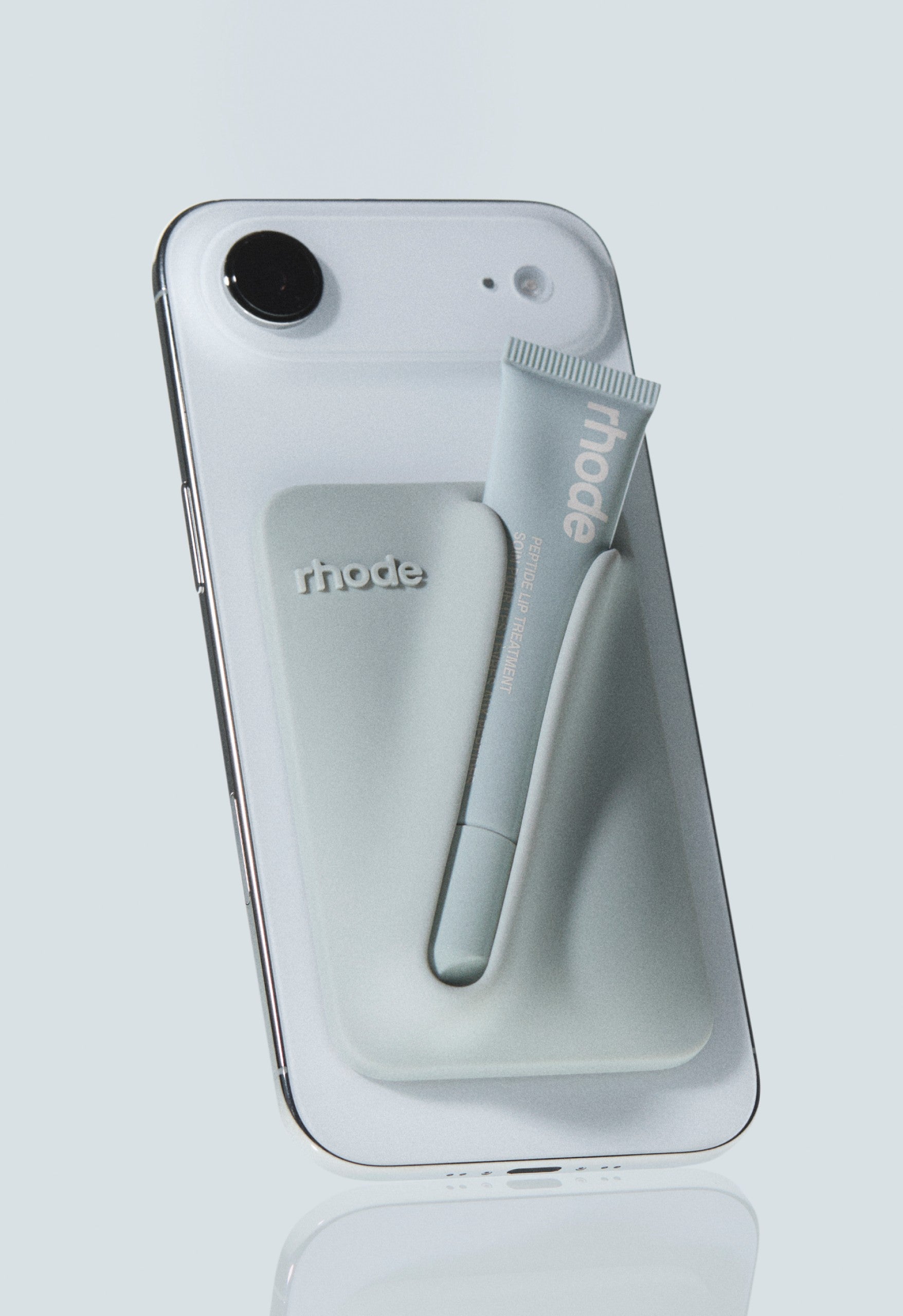 snap-on lip case - Simple Elevated Beauty